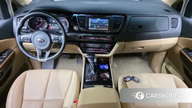 Kia All New Carnival id 3465089 из Кореи 17