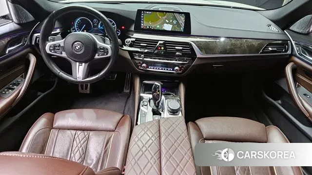 BMW 5 Series (G30) id 3391749 из Кореи 17