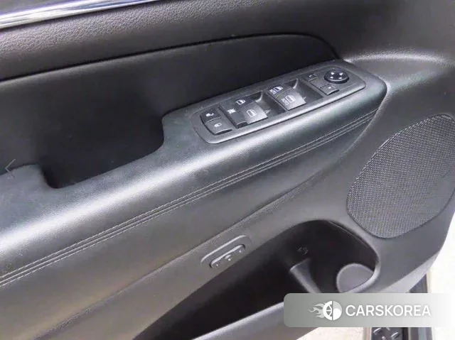 Jeep Grand Cherokee id 3349774 из Кореи 17