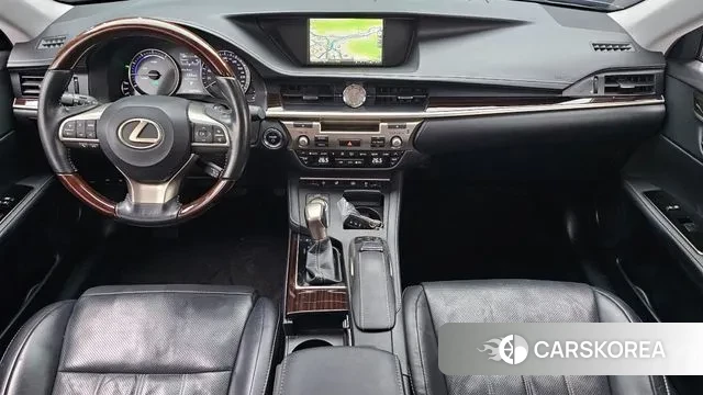 Lexus New ES300h id 3434800 из Кореи 17