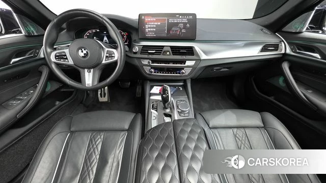 BMW 5 Series (G30) id 4528352 из Кореи 30