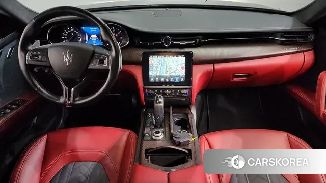 Maserati Quattroporte id 2375140 из Кореи 17