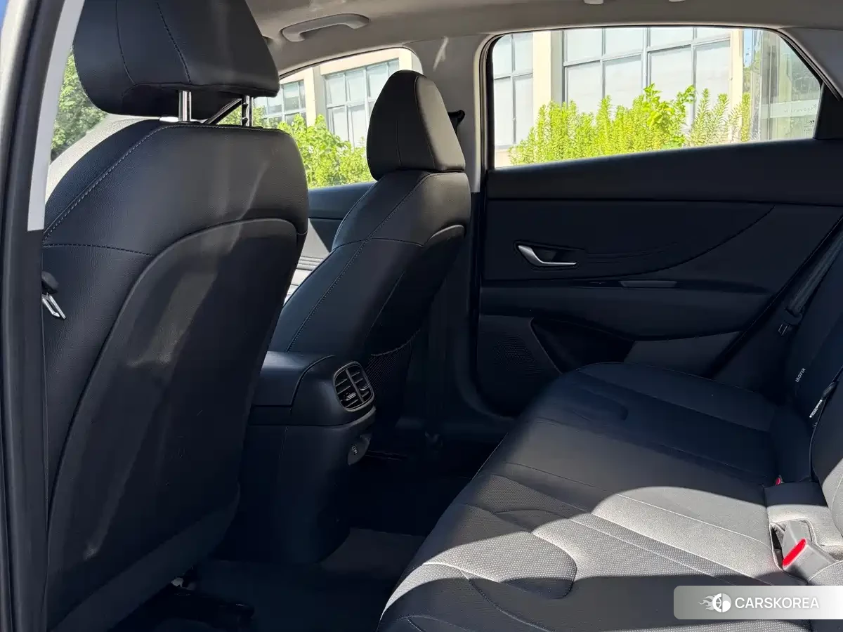 Hyundai Elantra id 4629097 из Китая 10