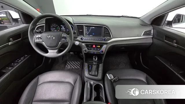 Hyundai Avante AD id 3485176 из Кореи 17