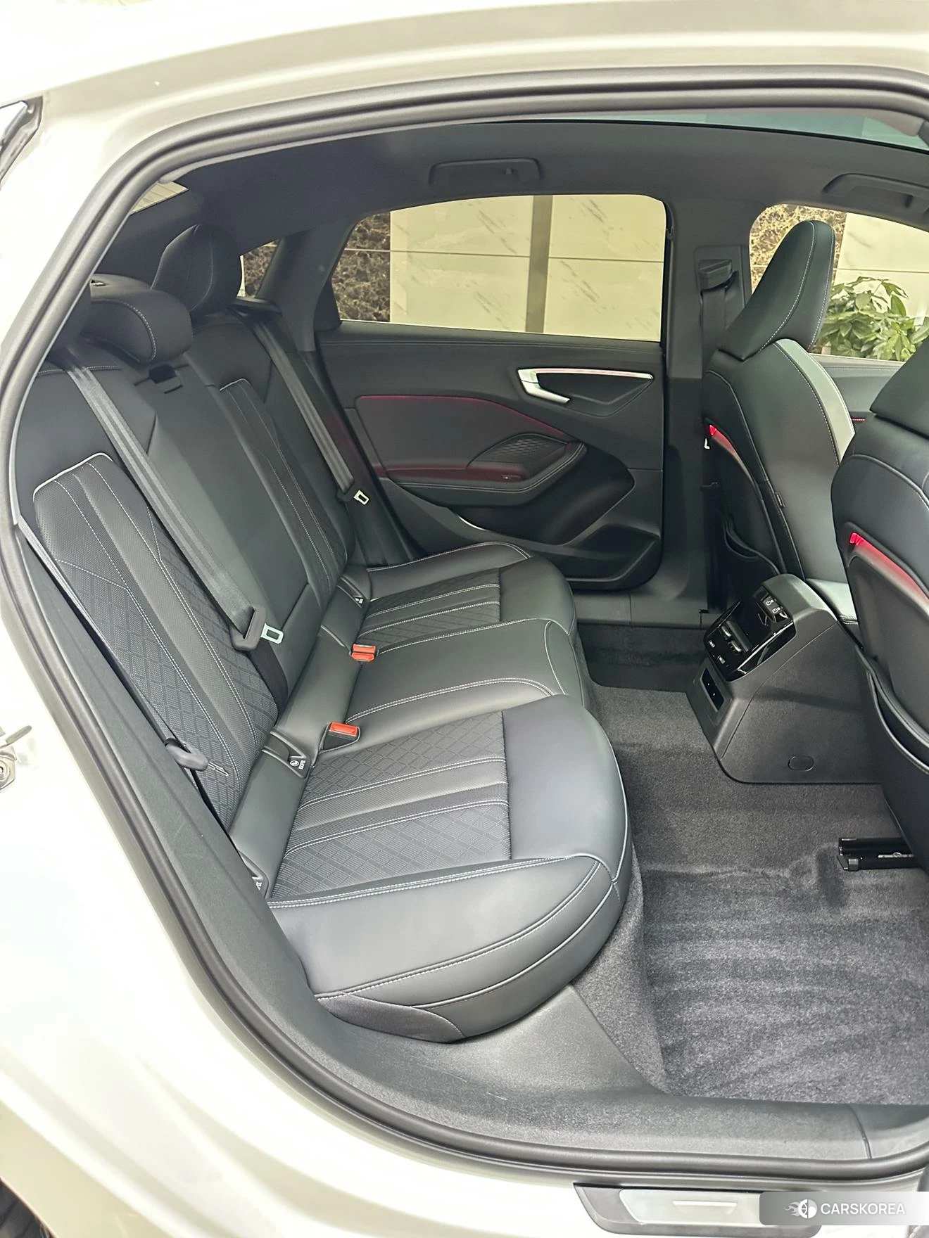 Audi A5L id 4499044 из Китая 22
