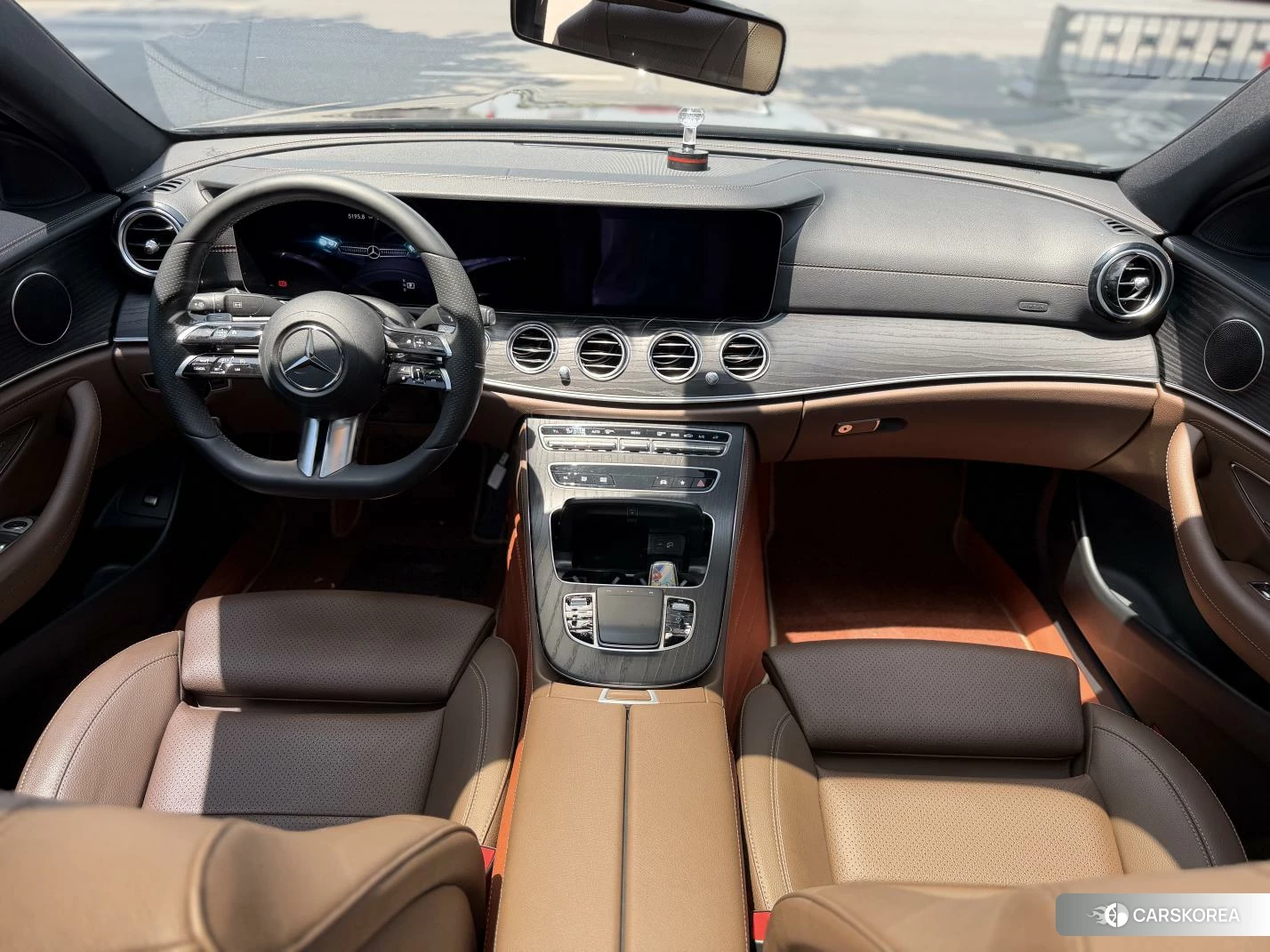 Mercedes-Benz E-class id 4419315 из Китая 7