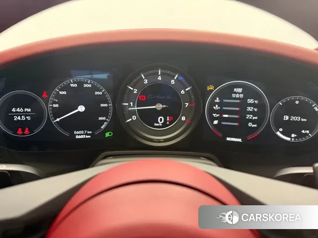 Porsche 911(992) id 3200902 из Кореи 17