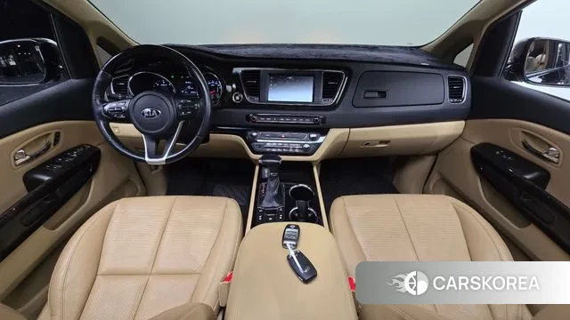 Kia The New Carnival id 3612618 из Кореи 17