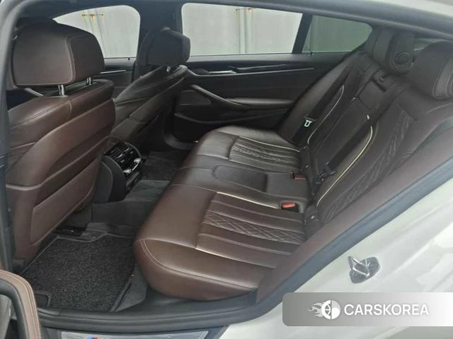 BMW 5 Series (G30) id 4593847 из Кореи 11