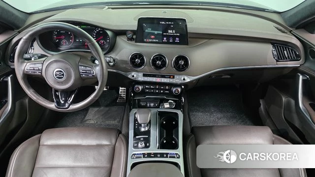 Kia Stinger id 4742115 из Кореи 27