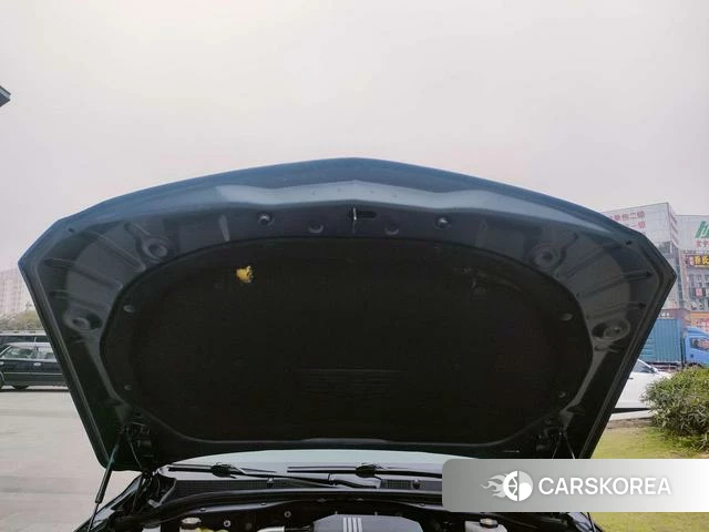 Cadillac CT5 id 3857937 из Китая 31