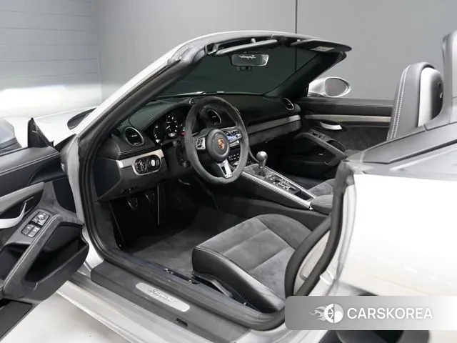 Porsche 718 Boxster id 3324446 из Кореи 17