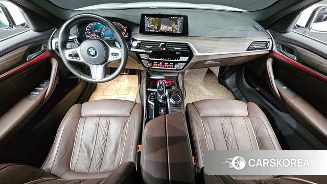 BMW 5 Series (G30) id 4446557 из Кореи 17
