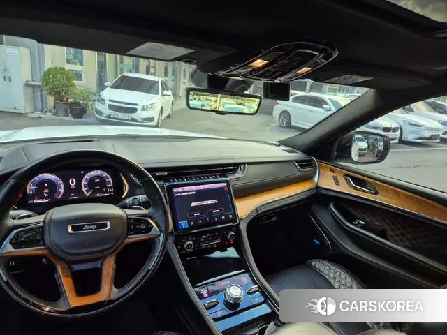 Jeep Grand Cherokee (WL) id 3288168 из Кореи 17