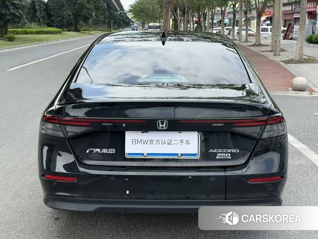 Honda Accord id 4260156 из Китая 8