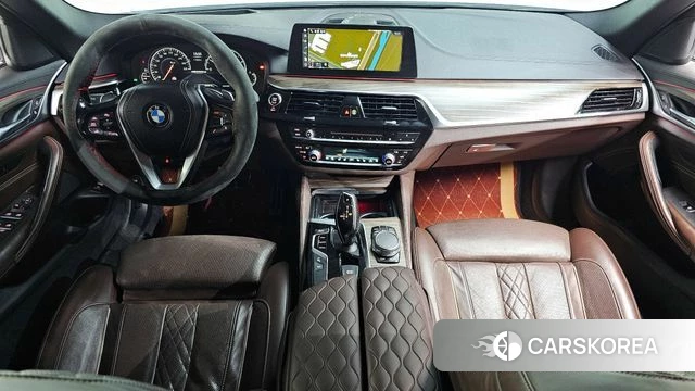 BMW 5 Series (G30) id 3899979 из Кореи 17