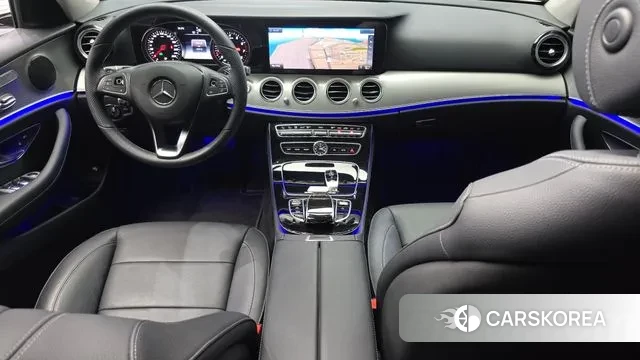 Mercedes-Benz E-Class W213 id 3009449 из Кореи 17
