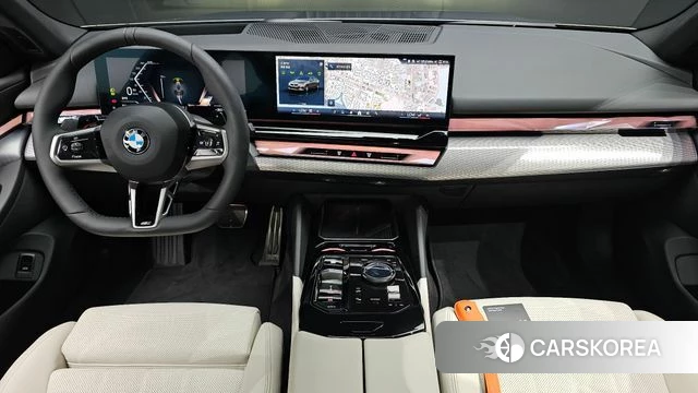 BMW 5 Series (G60) id 4499273 из Кореи 35