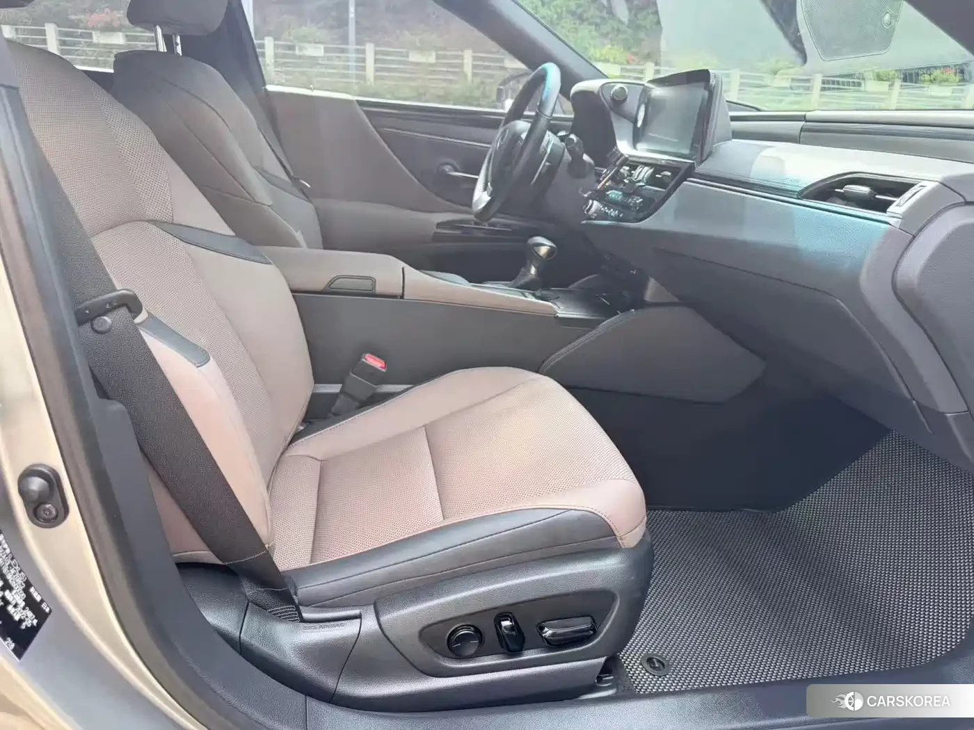 Lexus ES id 4589194 из Китая 7