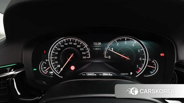 BMW 5 Series (G30) id 4689396 из Кореи 34