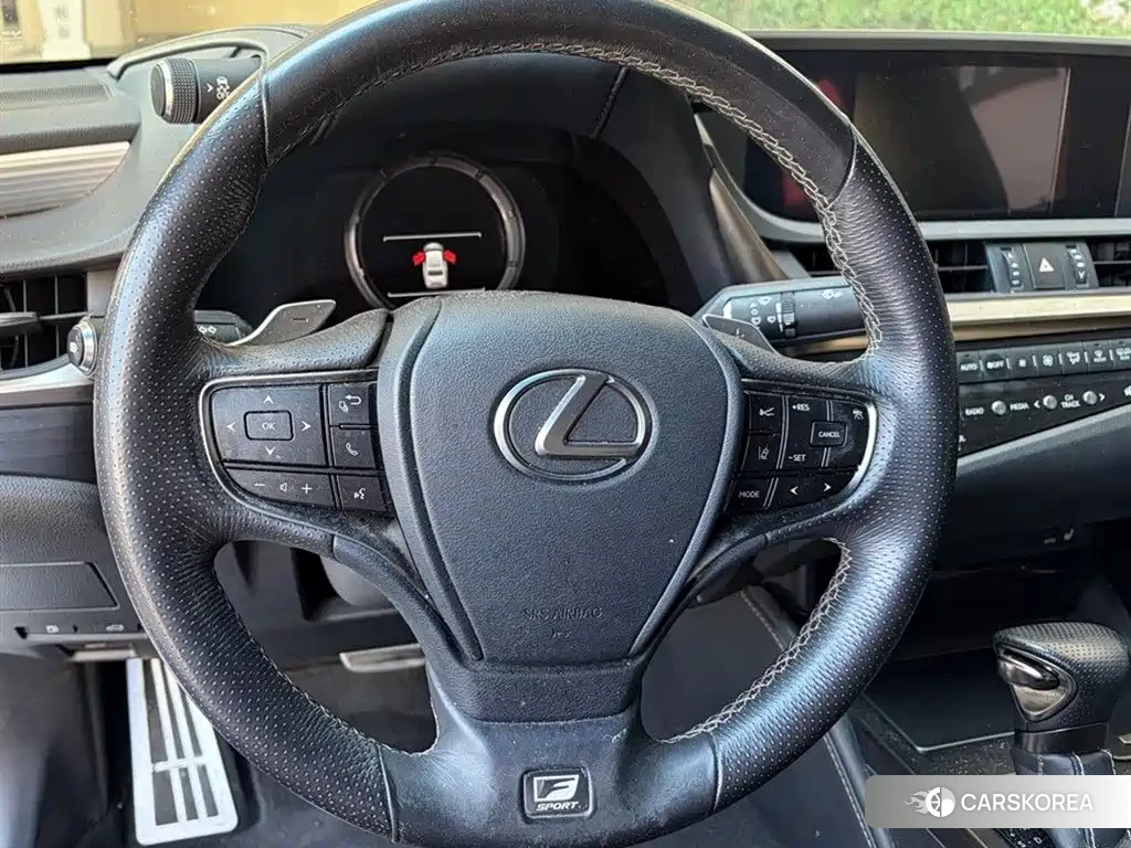Lexus ES id 4680787 из Китая 12