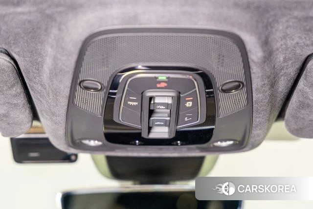 Audi SQ7 id 4260784 из Китая 19