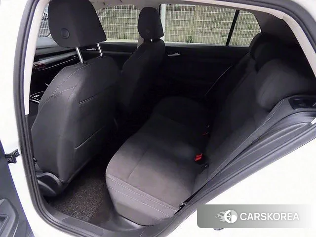 Volkswagen Golf 8th Generation id 2983841 из Кореи 16
