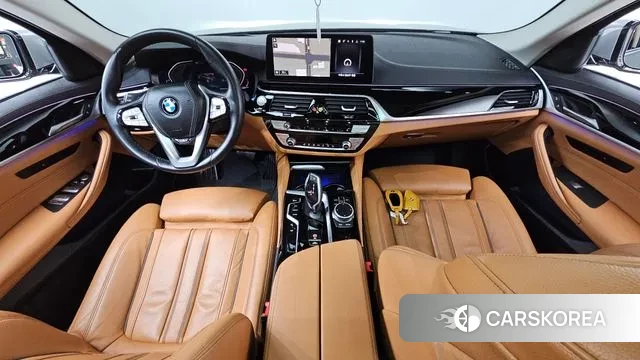 BMW 5 Series (G30) id 3453443 из Кореи 17