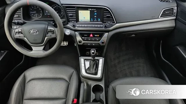 Hyundai Avante AD id 3024809 из Кореи 17