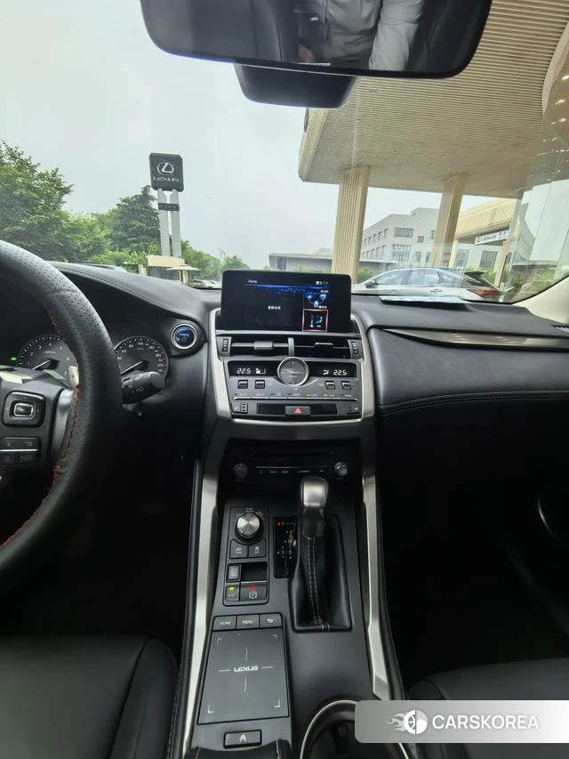 Lexus NX id 4348948 из Китая 14
