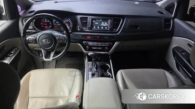 Kia The New Carnival id 3779082 из Кореи 17