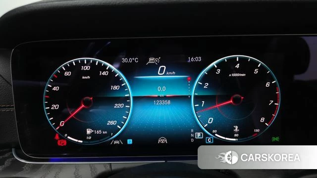 Mercedes-Benz E-Class W213 id 4632157 из Кореи 31