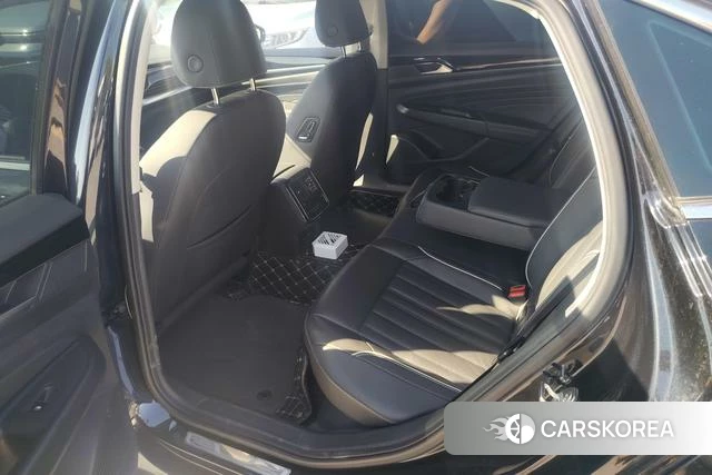 Volkswagen Passat id 3919441 из Китая 14