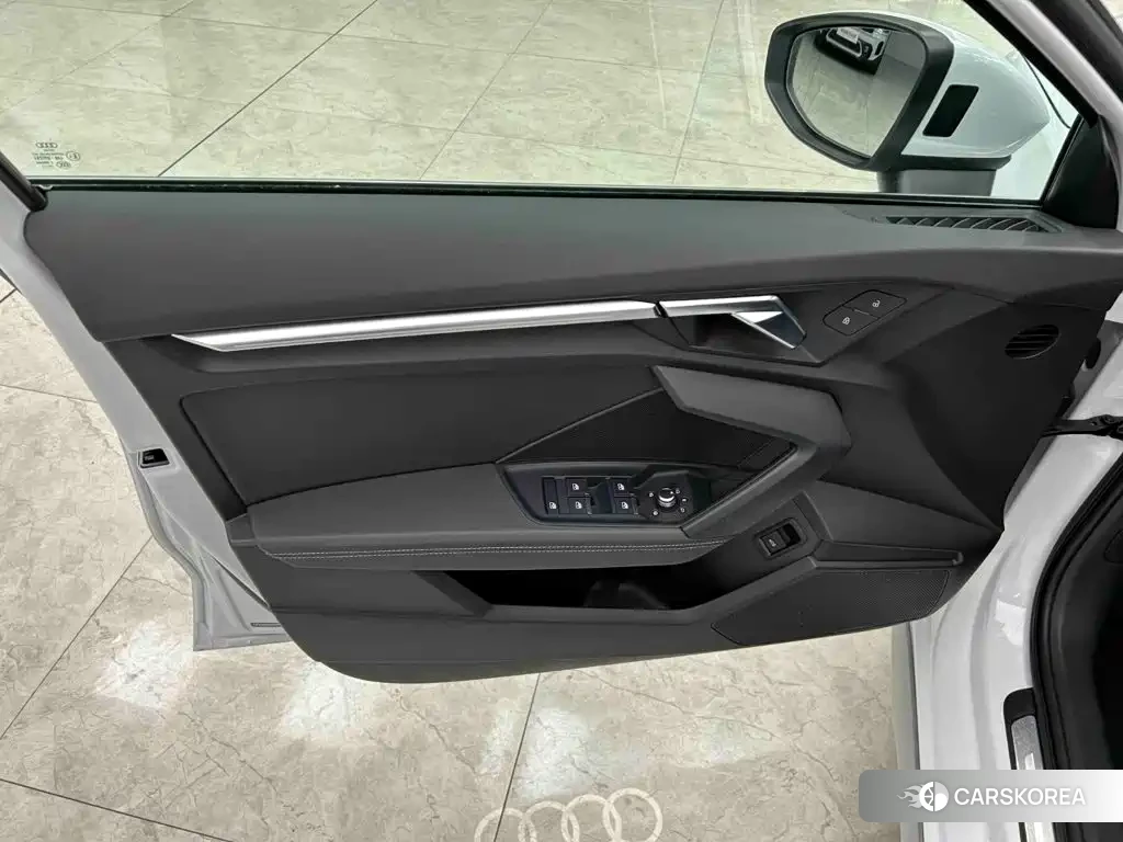 Audi A3 id 4629467 из Китая 23
