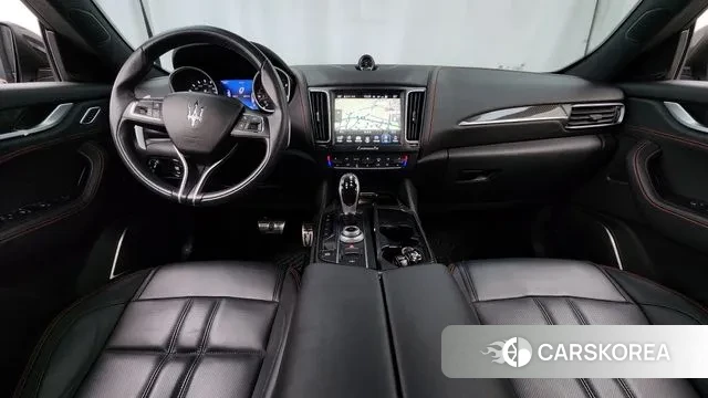 Maserati Levante id 3050620 из Кореи 17