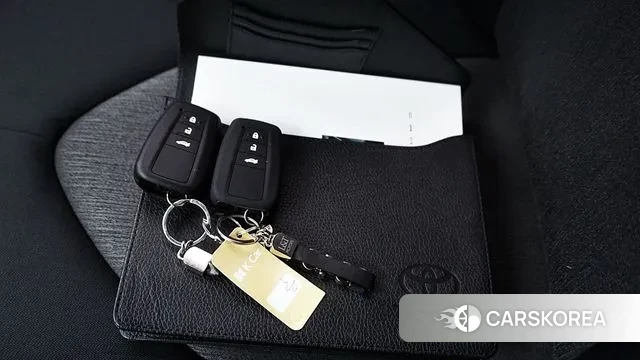 Toyota Camry (XV70) id 3018170 из Кореи 17