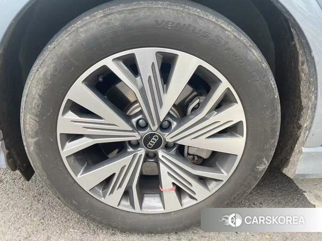 Audi Q4 e-tron id 4258925 из Китая 9