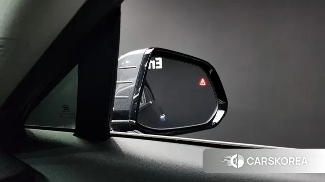 Hyundai Grandeur (GN7) id 3031704 из Кореи 17