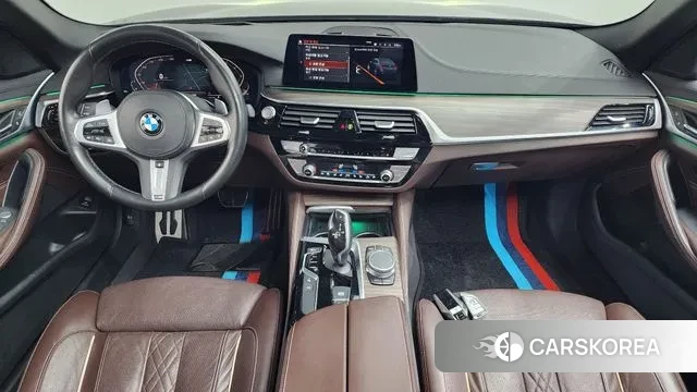 BMW 5 Series (G30) id 3541168 из Кореи 17