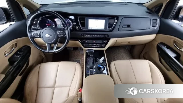 Kia The New Carnival id 3021053 из Кореи 17