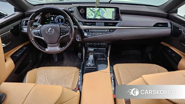 Lexus ES300h 7th generation id 4383869 из Кореи 17