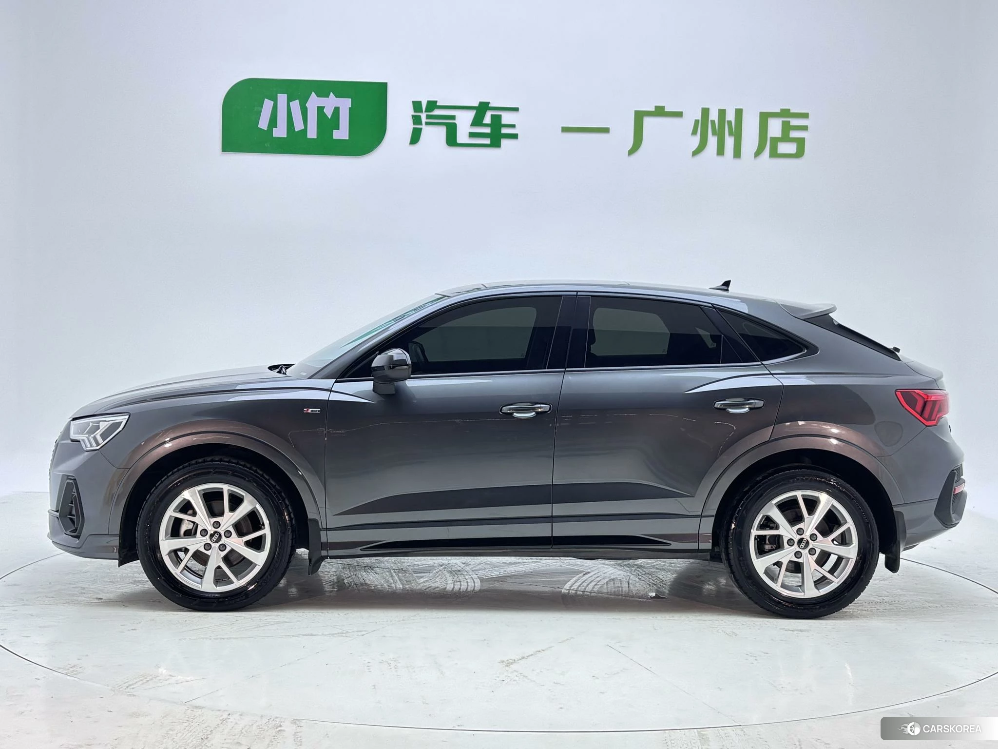Audi Q3 Sportback id 4515097 из Китая 28
