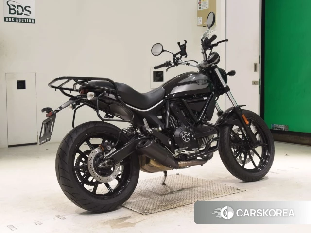 Проданный Ducati SCRAMBLER SIXTY2 2017 из Японии, фото 3