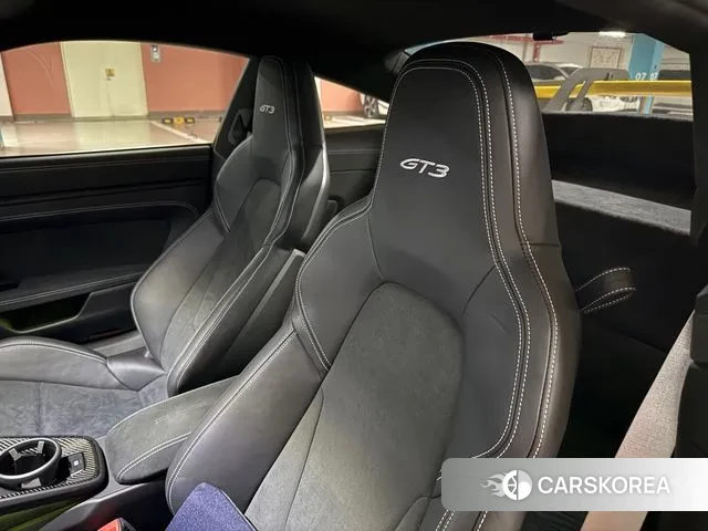 Porsche 911(992) id 3654658 из Кореи 7