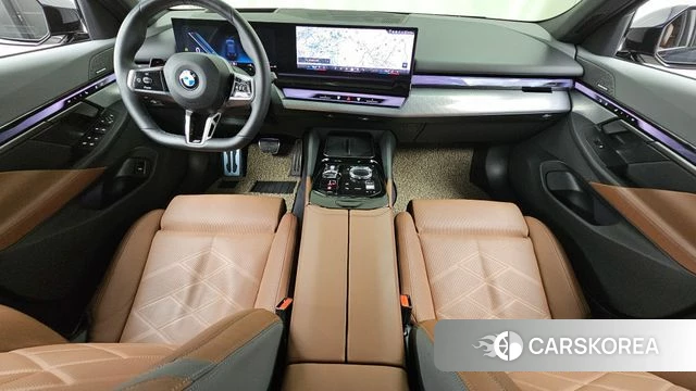 BMW 5 Series (G60) id 4665498 из Кореи 33