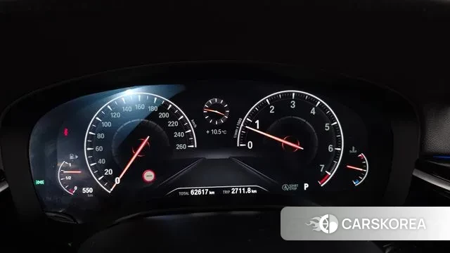 BMW 5 Series (G30) id 3748093 из Кореи 17