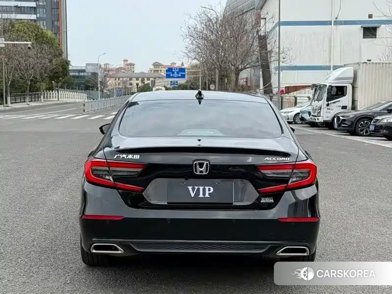 Honda Accord id 4644575 из Китая 8