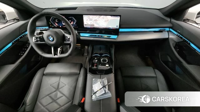 BMW 5 Series (G60) id 4622846 из Кореи 17