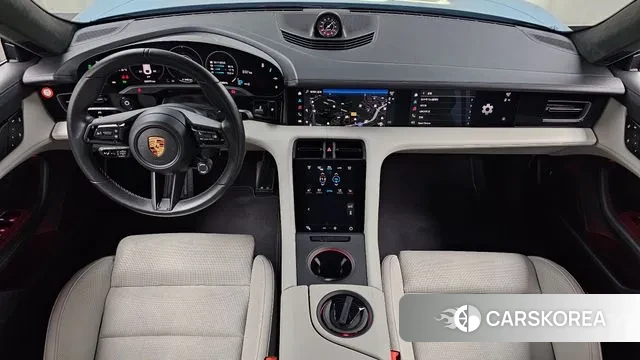 Porsche Taycan id 3378017 из Кореи 17