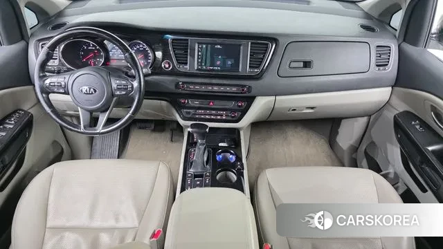 Kia The New Carnival id 3593240 из Кореи 17